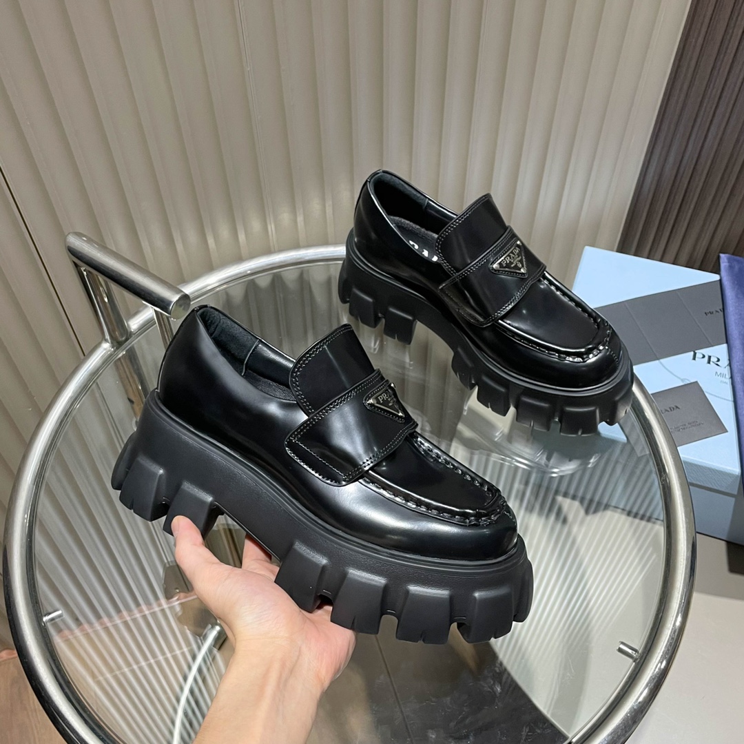 Women's high heels